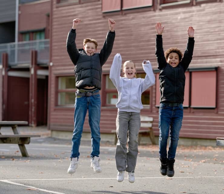 HISTORISK SEIER! Barnetrygden blir lik for alle barn frem til fylte 18 år og økes med 2,4 milliarder